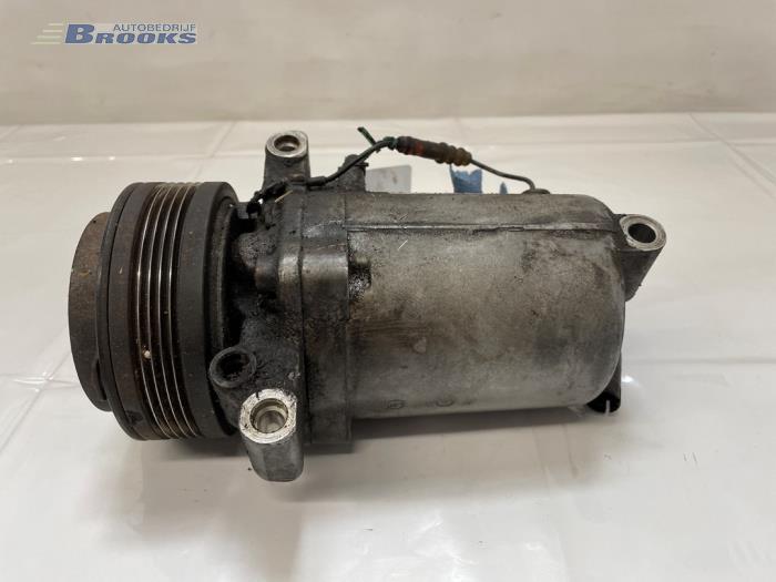 Usagé Compresseur de clim BMW 3 serie (E46/4) 318i Prix € 20,00 Règlement à la marge proposé par Autobedrijf Brooks