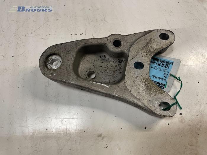 Usagé Support moteur Volkswagen Fox (5Z) 1.2 Prix € 15,00 Règlement à la marge proposé par Autobedrijf Brooks
