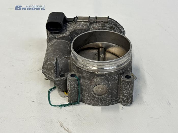 Usagé Boitier papillon Audi A6 (C6) 2.4 V6 24V Prix € 30,00 Règlement à la marge proposé par Autobedrijf Brooks