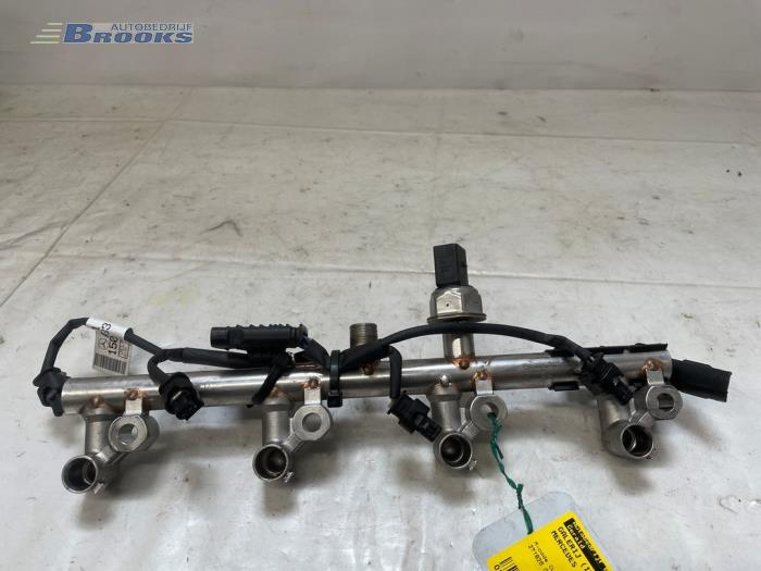 Usagé Système d'injection Mercedes C (C204) 1.8 C-250 CGI 16V BlueEfficiency Prix € 50,00 Règlement à la marge proposé par Autobedrijf Brooks