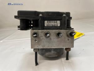 Begagnade ABS-pump Opel Corsa D 1.3 CDTi 16V ecoFLEX Pris € 100,00 Marginaltabell erbjuds av Autobedrijf Brooks
