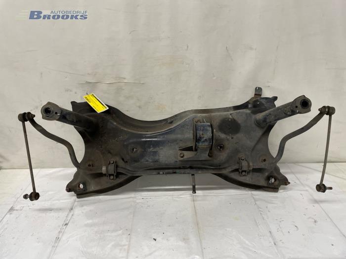 Usados Subchasis Suzuki Alto 1.0 12V Precio € 35,00 Norma de margen ofrecido por Autobedrijf Brooks