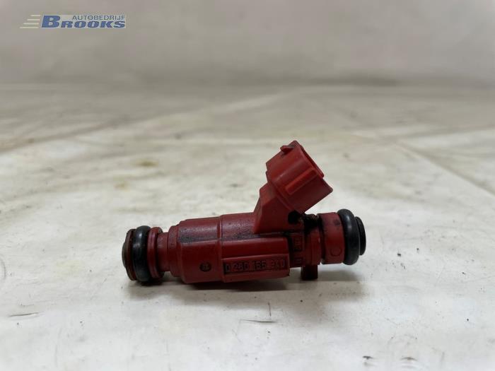 Fuel injector