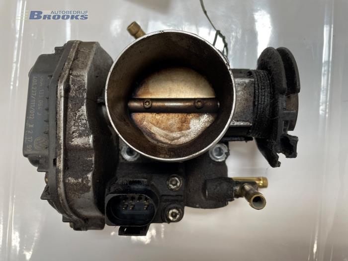 Gebrauchte Drosselklappengehäuse Volkswagen Golf IV (1J1) 1.6 Preis € 15,00 Margenregelung angeboten von Autobedrijf Brooks