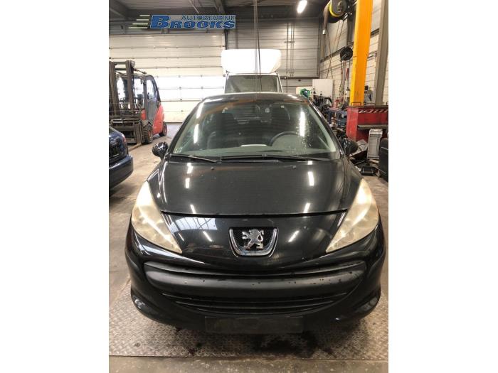 Usados Subchasis Peugeot 207/207+ (WA/WC/WM) 1.4 16V Precio € 50,00 Norma de margen ofrecido por Autobedrijf Brooks