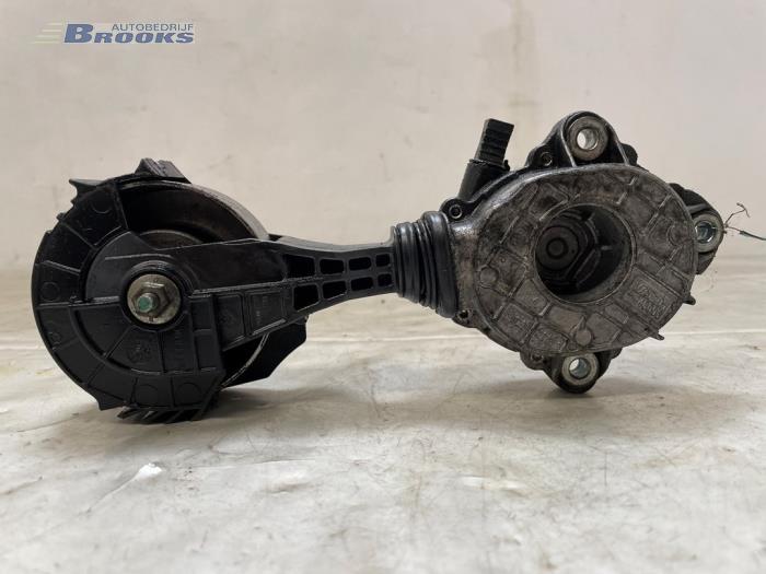 Usados Rodillo tensor correa múltiple Peugeot 207 CC (WB) 1.6 16V Precio € 20,00 Norma de margen ofrecido por Autobedrijf Brooks