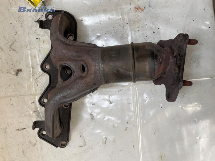 Usagé Catalyseur Volkswagen Polo III (6N2) 1.4 Prix € 75,00 Règlement à la marge proposé par Autobedrijf Brooks