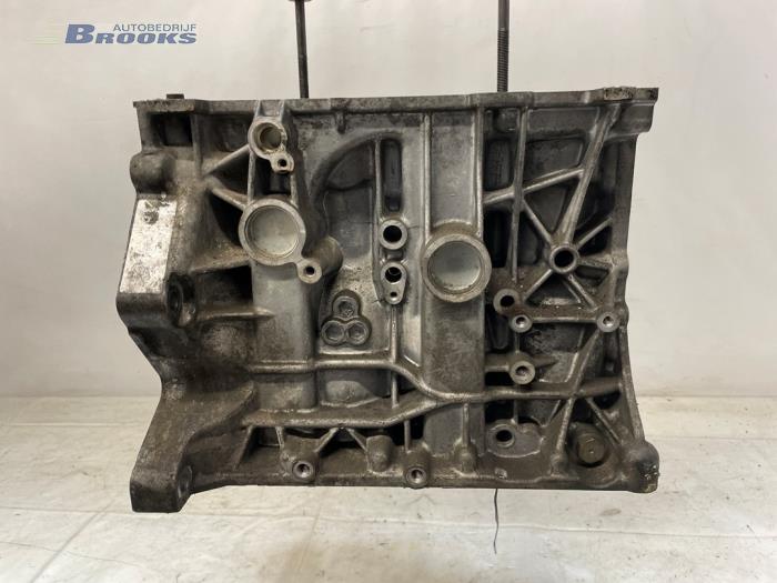 Used Engine crankcase Skoda Fabia III Combi (NJ5) 1.2 TSI 16V Greentech Price € 600,00 Margin scheme offered by Autobedrijf Brooks