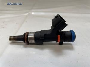 Insprutare (bensin) från en Renault Clio IV (5R) 0.9 Energy TCE 90 12V 2016
