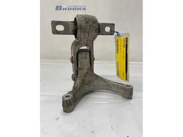 Used Engine mount Tesla Model S 100D Price € 70,00 Margin scheme offered by Autobedrijf Brooks