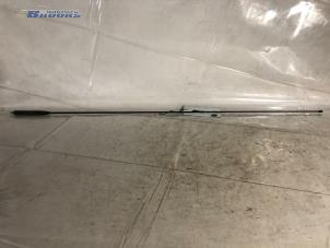 Used Antenna arm Renault Twingo (C06) 1.2 16V Price on request offered by Autobedrijf Brooks