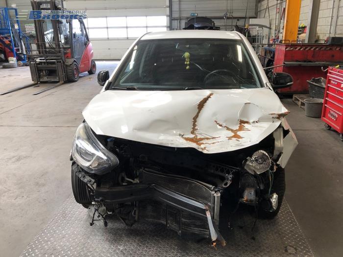 Usagé Faux châssis Hyundai i20 1.2i 16V Prix € 100,00 Règlement à la marge proposé par Autobedrijf Brooks