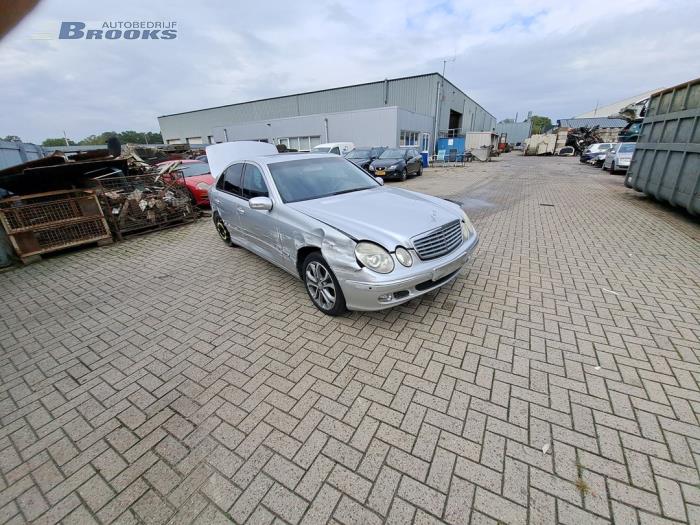 Rama pomocnicza z Mercedes E-Klasse 2002
