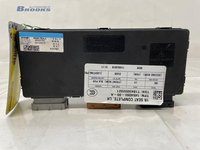 Begagnade Sätesdator Tesla Model S 100D Pris € 170,00 Marginaltabell erbjuds av Autobedrijf Brooks