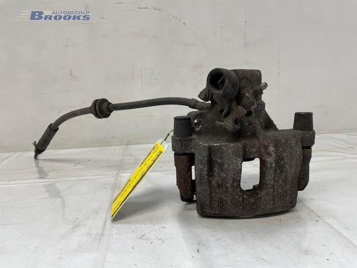 Gebrauchte Bremszange links hinten Volvo C30 (EK/MK) 1.8 16V Preis € 25,00 Margenregelung angeboten von Autobedrijf Brooks