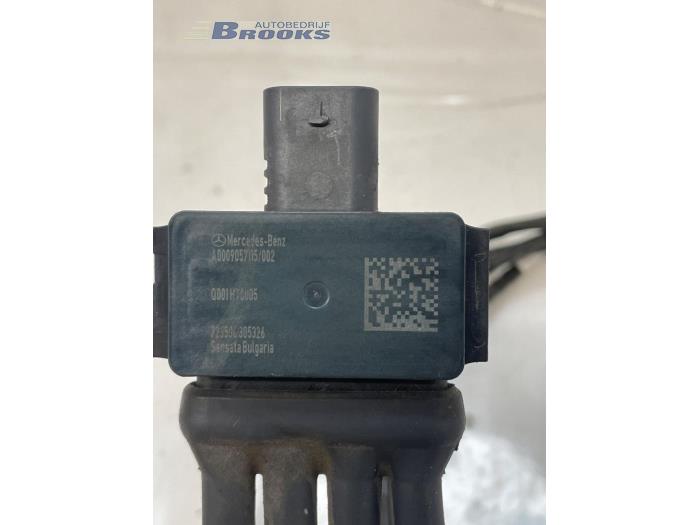 Auspuff Temperatursensor van een Mercedes-Benz Sprinter Tourer 3,5t (907.7) 315 CDI 2.0 D RWD 2023