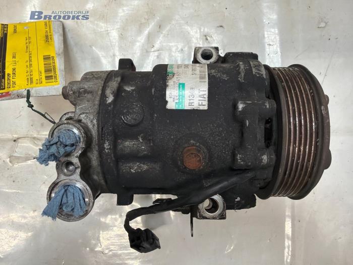 Usagé Compresseur de clim Fiat Fiorino (225) 1.3 JTD 16V Multijet Prix € 15,00 Règlement à la marge proposé par Autobedrijf Brooks