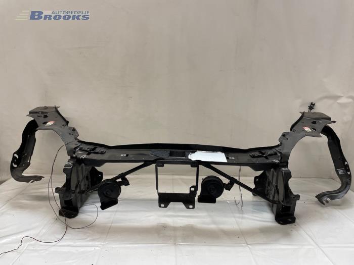 Begagnade Front Mercedes SL (R230) 3.7 SL-350 V6 18V Pris € 150,00 Marginaltabell erbjuds av Autobedrijf Brooks