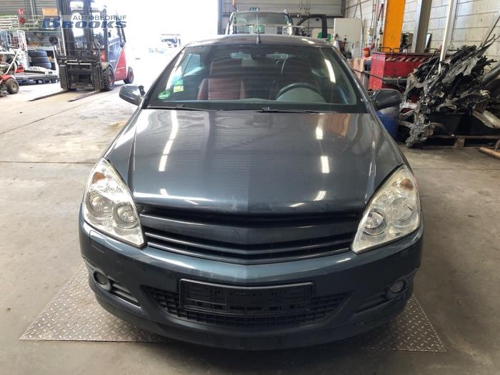 Used Subframe Opel Astra H Twin Top (L67) 1.8 16V Price € 50,00 Margin scheme offered by Autobedrijf Brooks