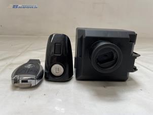 Usados Llave de contacto electrónica Mercedes EQV 300 Precio € 275,00 Norma de margen ofrecido por Autobedrijf Brooks