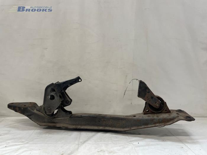 Used Engine mount Nissan Primera (P12) 1.8 16V Price € 75,00 Margin scheme offered by Autobedrijf Brooks
