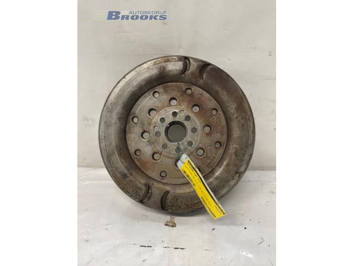 Used Flywheel Volkswagen Tiguan (5N1/2) 2.0 TSI 16V 4Motion Price € 140,00 Margin scheme offered by Autobedrijf Brooks