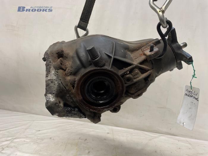 Gebrauchte Differential hinten Mercedes C (W204) 3.0 C-320 CDI V6 24V Preis € 125,00 Margenregelung angeboten von Autobedrijf Brooks