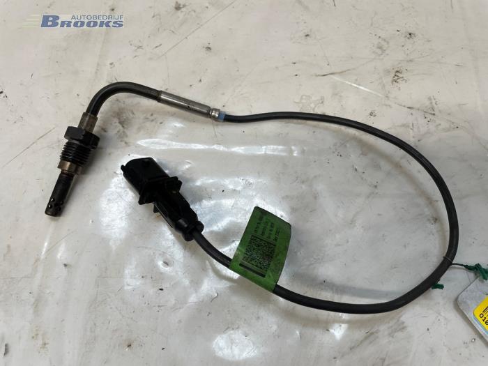 Usagé Sensor température d’échappement Jeep Grand Cherokee (WK/WK2) 3.0 CRD V6 24V Prix € 25,00 Règlement à la marge proposé par Autobedrijf Brooks
