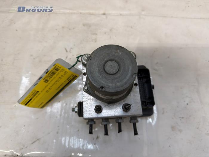 Begagnade ABS-pump Citroen C3 (SX/SW) 1.2 Vti 12V PureTech Pris € 100,00 Marginaltabell erbjuds av Autobedrijf Brooks