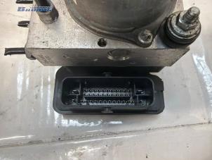 ABS-pump från en Citroën C3 (SX/SW) 1.2 Vti 12V PureTech 2017
