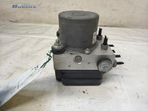 ABS-pump från en Citroën C3 (SX/SW) 1.2 Vti 12V PureTech 2017