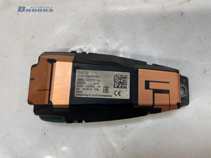Używane Antena GPS BMW iX (I20) xDrive40 77 kWh Cena € 35,00 Procedura marży oferowane przez Autobedrijf Brooks