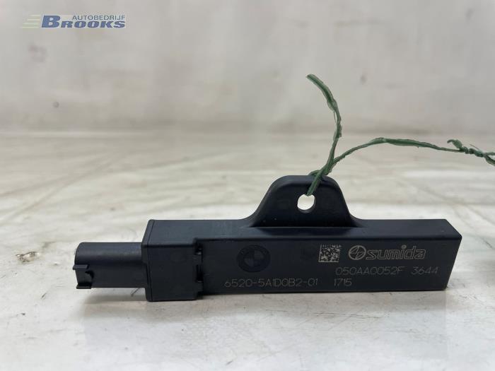 Używane Keyless Entry-Antena BMW iX (I20) xDrive40 77 kWh Cena € 25,00 Procedura marży oferowane przez Autobedrijf Brooks