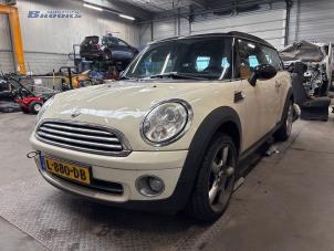 Usagé Train arrière complet Mini Clubman (R55) 1.6 16V Cooper Prix € 125,00 Règlement à la marge proposé par Autobedrijf Brooks