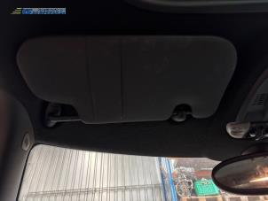 Usagé Pare-soleil Mini Clubman (R55) 1.6 16V Cooper Prix € 40,00 Règlement à la marge proposé par Autobedrijf Brooks
