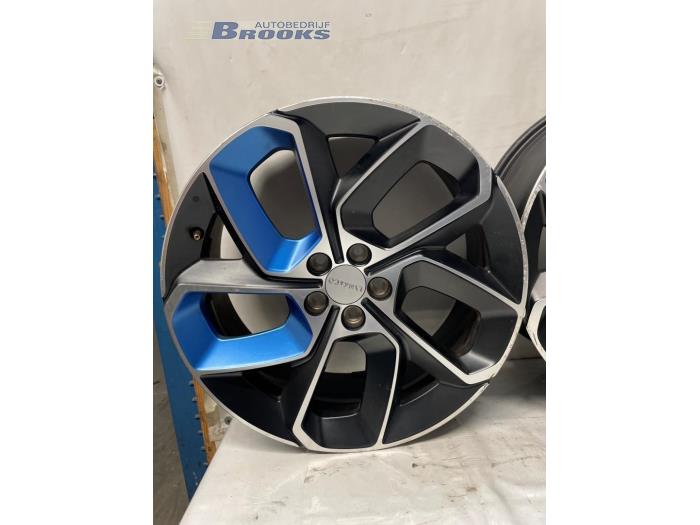Sportfelgen Set van een Lynk & Co 01 1.5 PHEV 2021