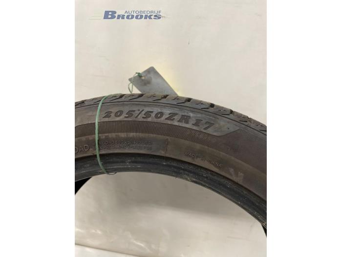 Tyre with tyre size 205/50/17 - 2055017 ROADHOG