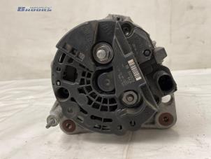 Dynamo från en Volkswagen New Beetle (1Y7) 1.4 16V 2003
