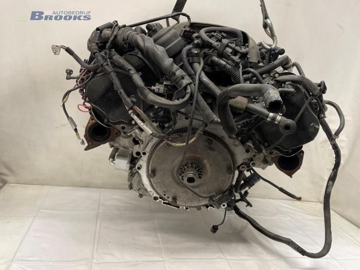 Engine from a Audi A5 (8T3) 3.2 FSI V6 24V 2008