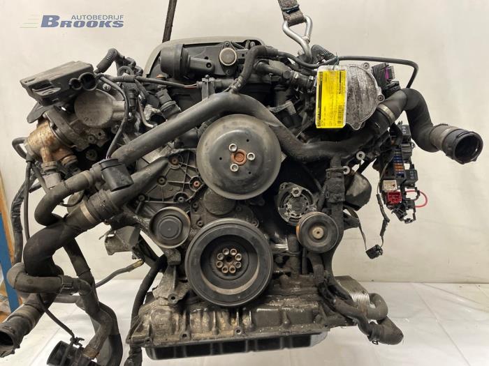 Engine from a Audi A5 (8T3) 3.2 FSI V6 24V 2008