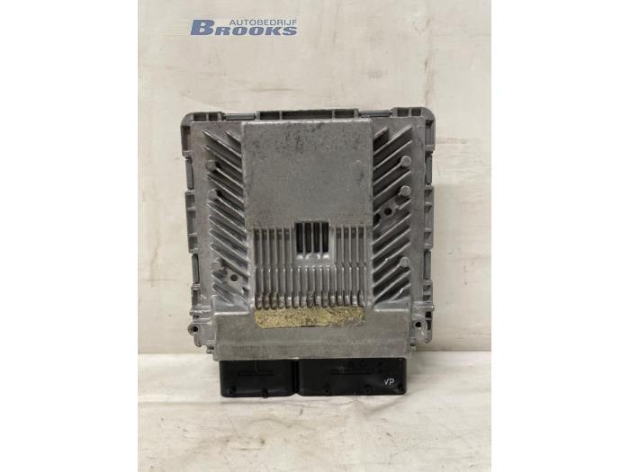 Used Engine management computer Audi A5 (8T3) 3.2 FSI V6 24V Price on request offered by Autobedrijf Brooks