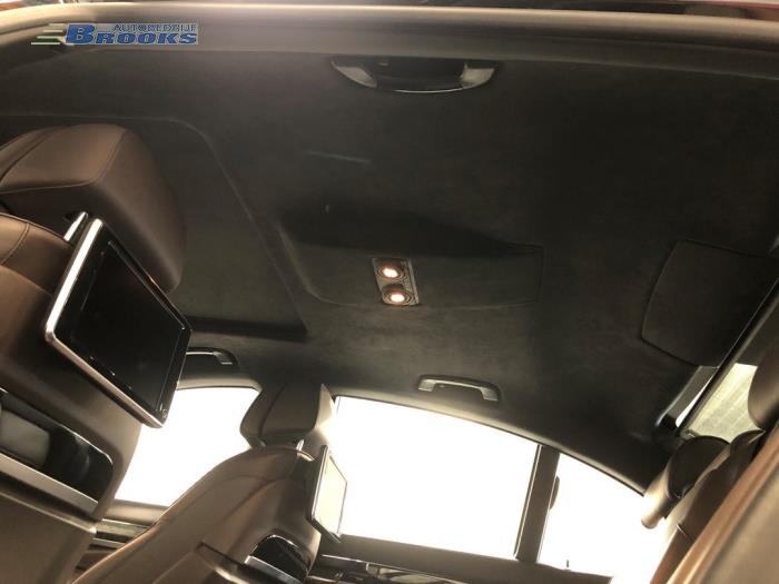 Używane Podsufitka BMW 7 serie (F01/02/03/04) 740d 24V Cena na żądanie oferowane przez Autobedrijf Brooks