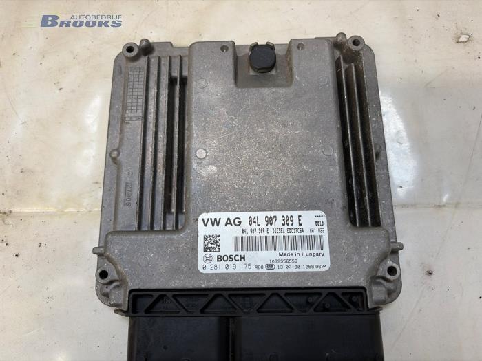 Used Engine management computer Volkswagen Golf VII (AUA) 1.6 TDI BlueMotion 16V Price € 55,00 Margin scheme offered by Autobedrijf Brooks