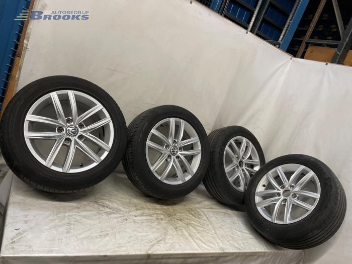 Sport rims set + tires Volkswagen Golf VII 1.4 TSI BlueMotion ...