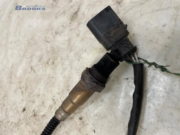 Lambda probe from a Volkswagen Golf V (1K1) 1.4 16V 2006