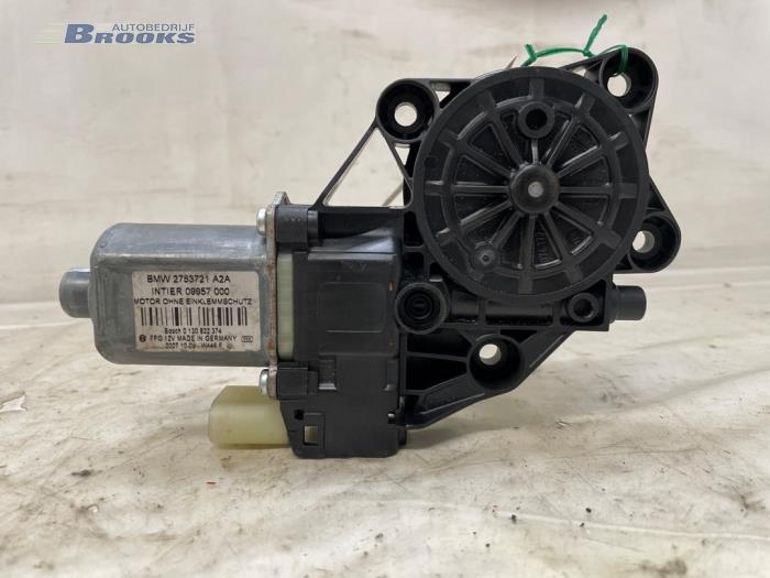 Usados Motor de ventanilla de puerta Mini Mini (R56) 1.4 16V One Precio € 15,00 Norma de margen ofrecido por Autobedrijf Brooks