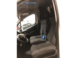 0728 adidas X Gucci ZX 8000 GG Monogram IE2270 de 473,00 €