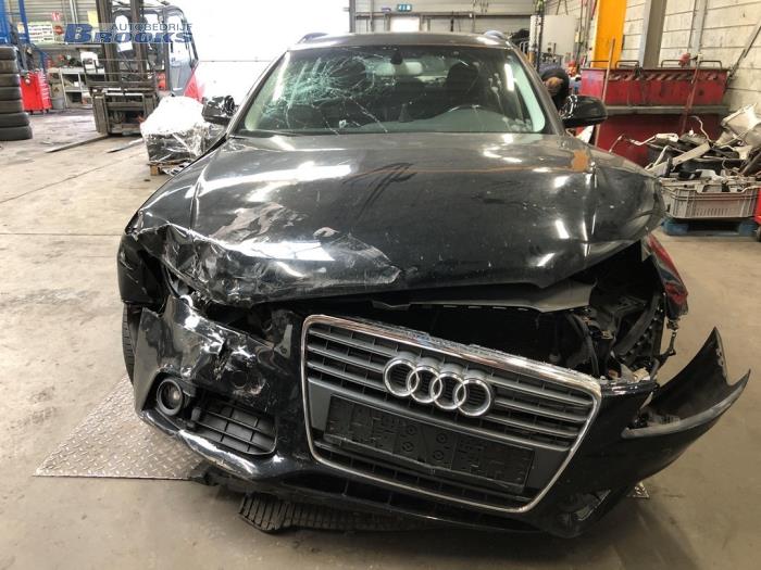 Usagé Train arrière complet Audi A4 Avant (B8) 1.8 TFSI 16V Prix € 250,00 Règlement à la marge proposé par Autobedrijf Brooks