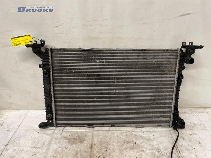 Usagé Radiateur Audi A4 Avant (B8) 1.8 TFSI 16V Prix € 75,00 Règlement à la marge proposé par Autobedrijf Brooks