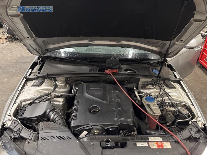Usagé Boitier papillon Audi A4 Avant (B8) 1.8 TFSI 16V Prix € 15,00 Règlement à la marge proposé par Autobedrijf Brooks